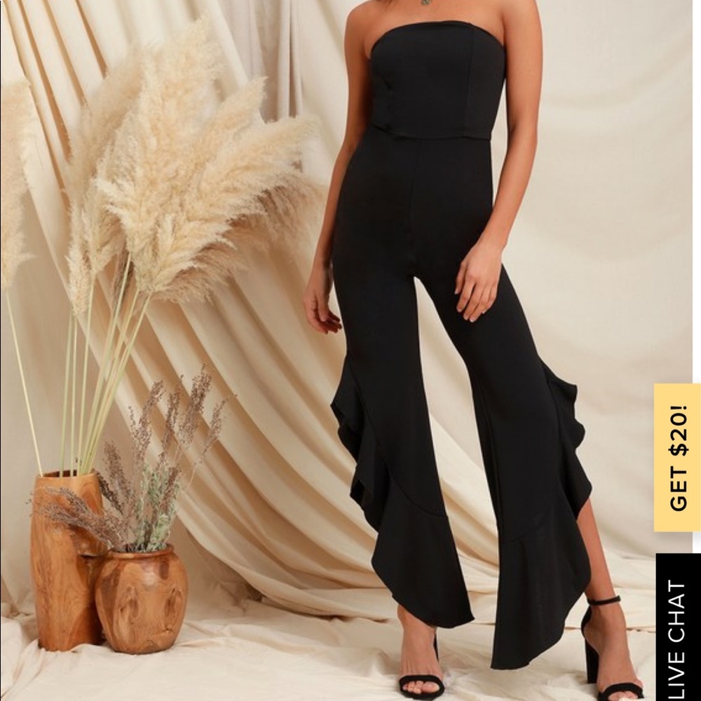 Black lulus jumpsuit